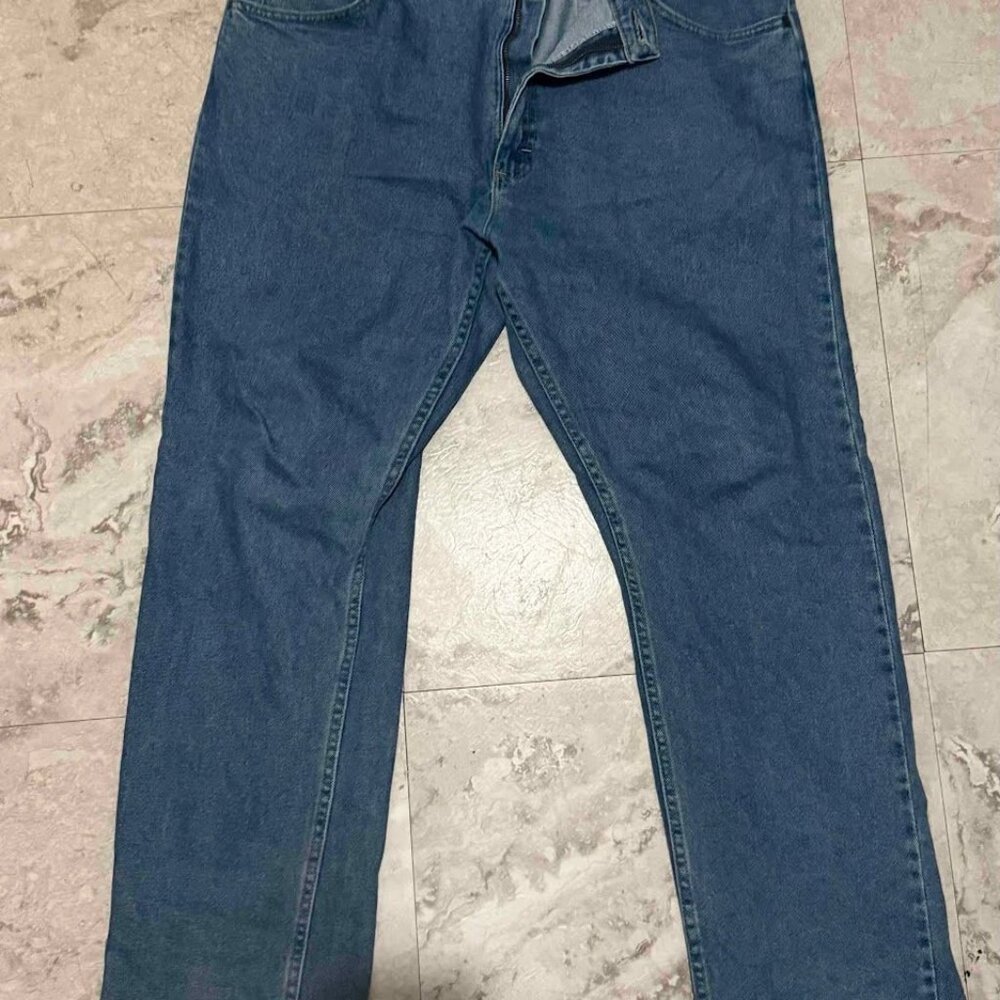 Wrangler Mens Jeans 38 x 230 Relaxed Fit Straight Blue 100% Cotton Denim New